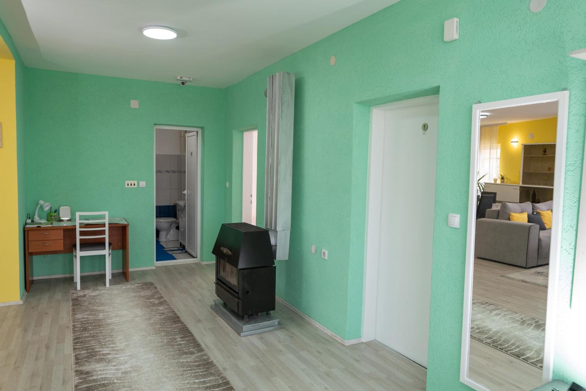 Sd Prenociste Appartement Vranje Buitenkant foto