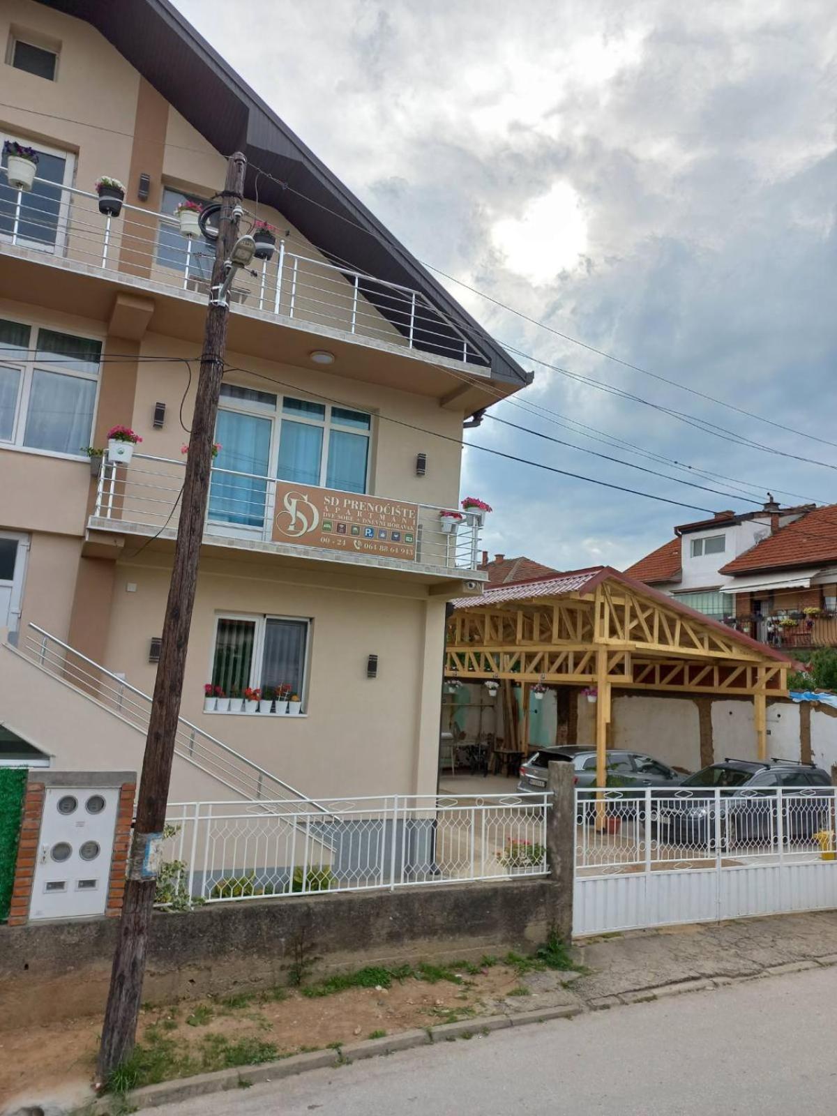 Sd Prenociste Appartement Vranje Buitenkant foto